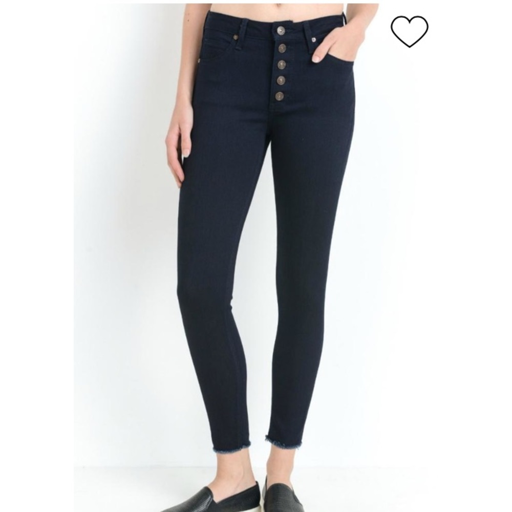 🖤 Just Black Button Up, Raw Hem Skinny Jeans!